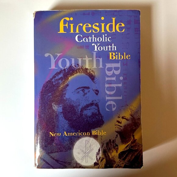Fireside Catholic Youth Bible, New American Bible, Fireside Books Softcover Book - Picture 1 of 5
